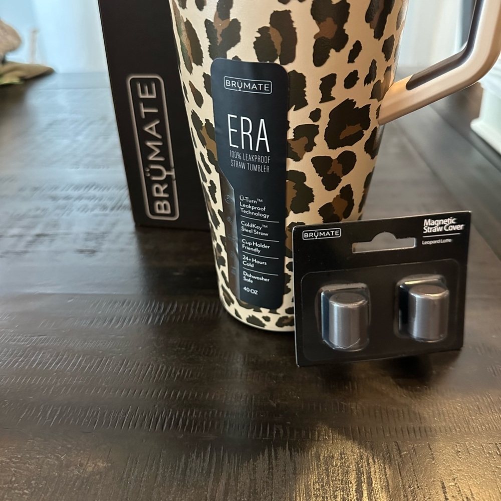 BrüMate 40oz Era in limited edition leopard latte AND magnetic straw covers! - Picture 4 of 6